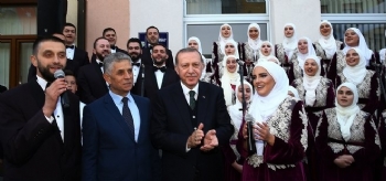 Türk Cumhurbaşkanına Novi Pazar'da Sevgi Seli