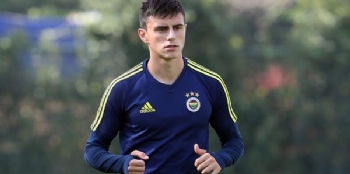 Eljif Elmas Parıldamaya Hazır Eljif Elmas Parıldamaya Hazır