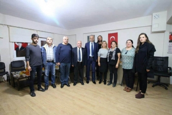 Kredi Yurtlardan Mübadillere Ziyaret Kredi Yurtlardan Mübadillere Ziyaret