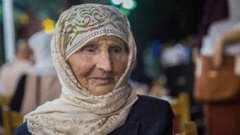 O Kırım Türküsünü Hiç Böyle Dinlemediniz... O Kırım Türküsünü Hiç Böyle Dinlemediniz...