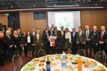 Samaras ve Sifakis Mübadele Gecesinde Samaras ve Sifakis Mübadele Gecesinde