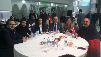 Kardef Ailesi Tonyalılar'ın Gecesinde Kardef Ailesi Tonyalılar'ın Gecesinde