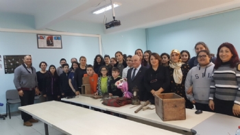 Başkan Aral'dan Konferans Başkan Aral'dan Konferans