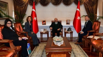 Yunanistan'ın İstanbul Başkonsolosundan Trabzon Ziyareti Yunanistan'ın İstanbul Başkonsolosundan Trabzon Ziyareti