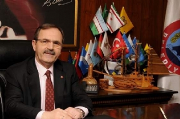 Zihni Şahin'den Sosyal Medya Mitingi Zihni Şahin'den Sosyal Medya Mitingi